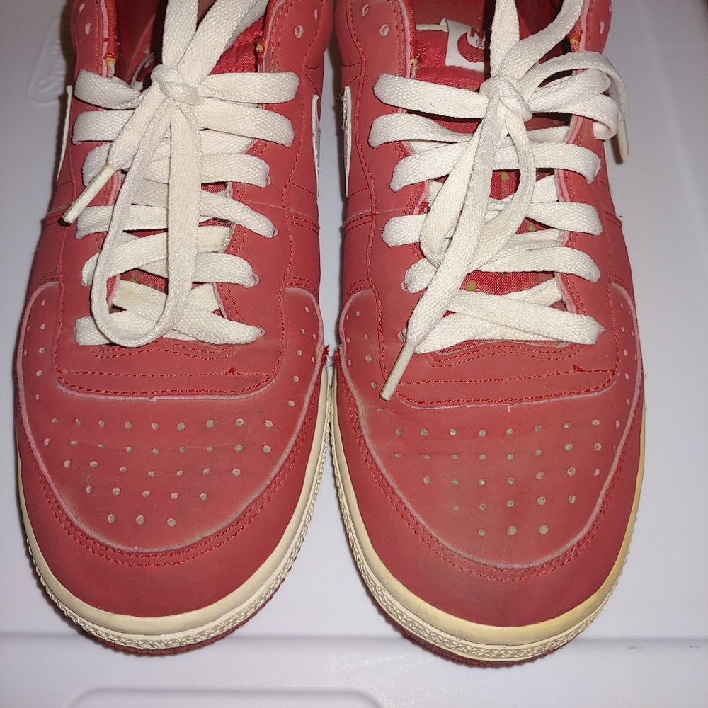 Nike Valentine's Day Edition